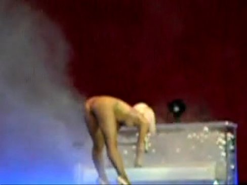 Hose reccomend lady gaga ass