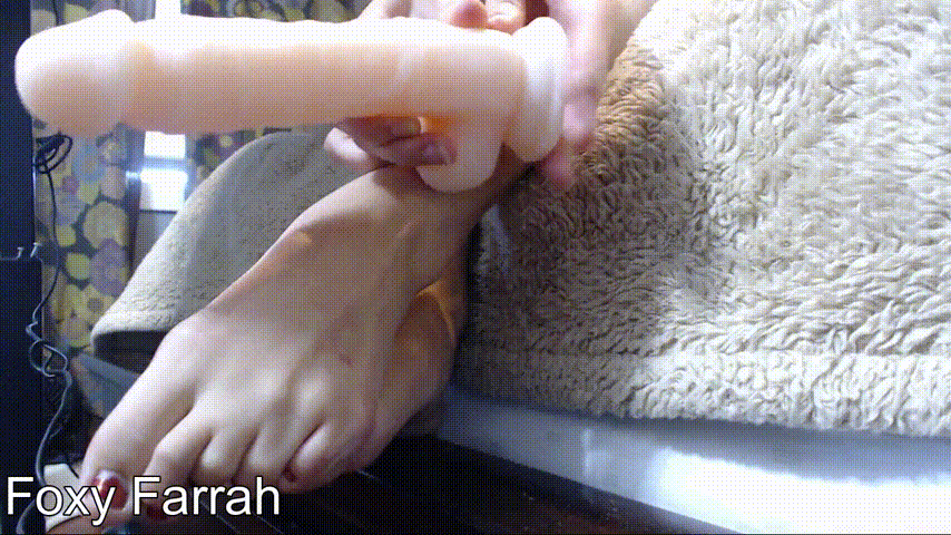 Saber reccomend pawg farrah feet teases with
