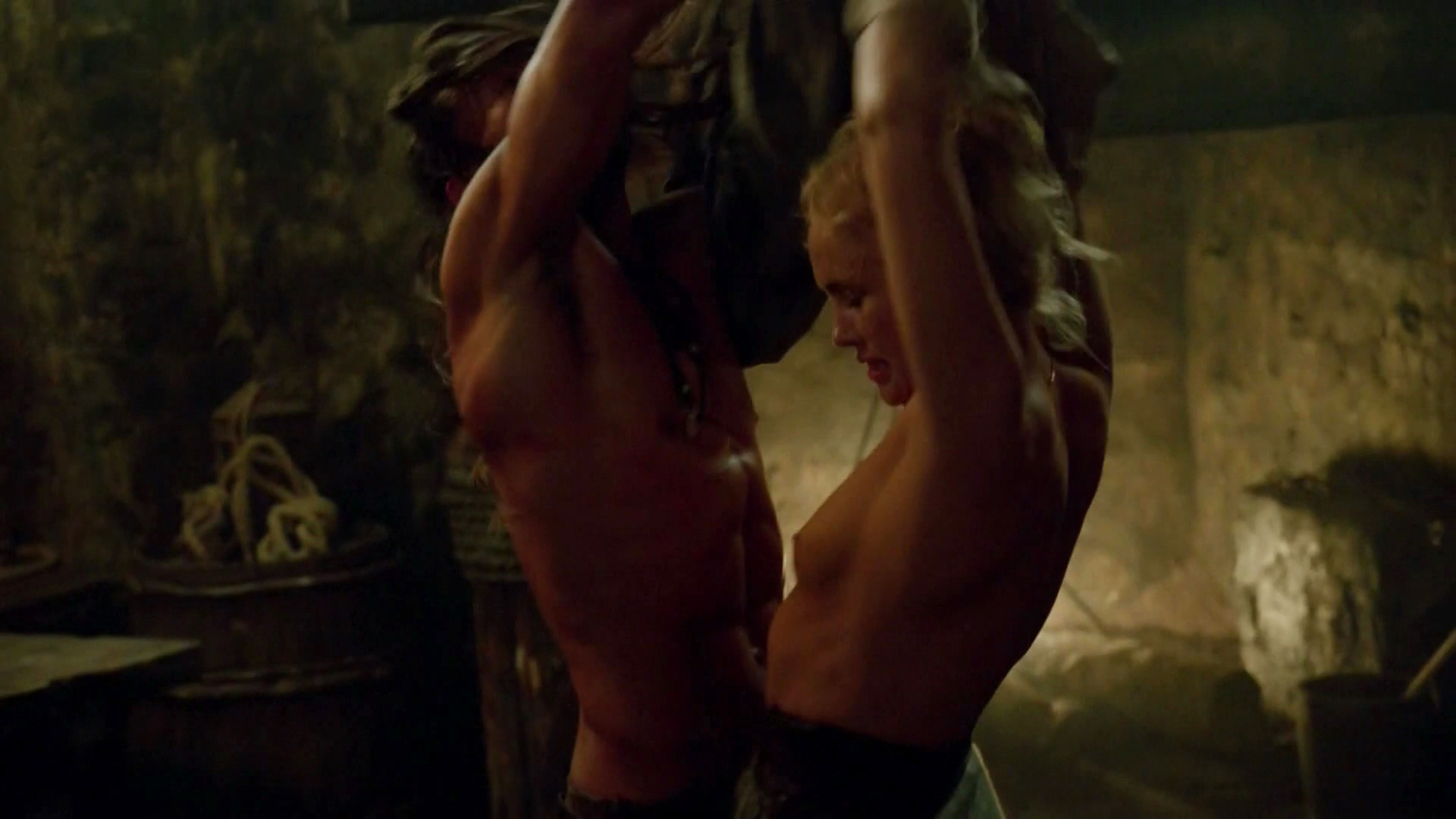 Tulip reccomend black sails s02e03 lesbian scene jessica