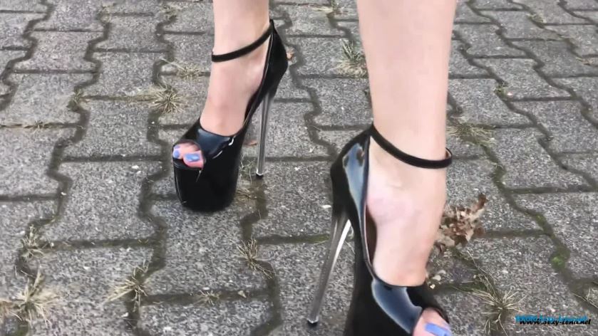 The I. reccomend heel mules high candid