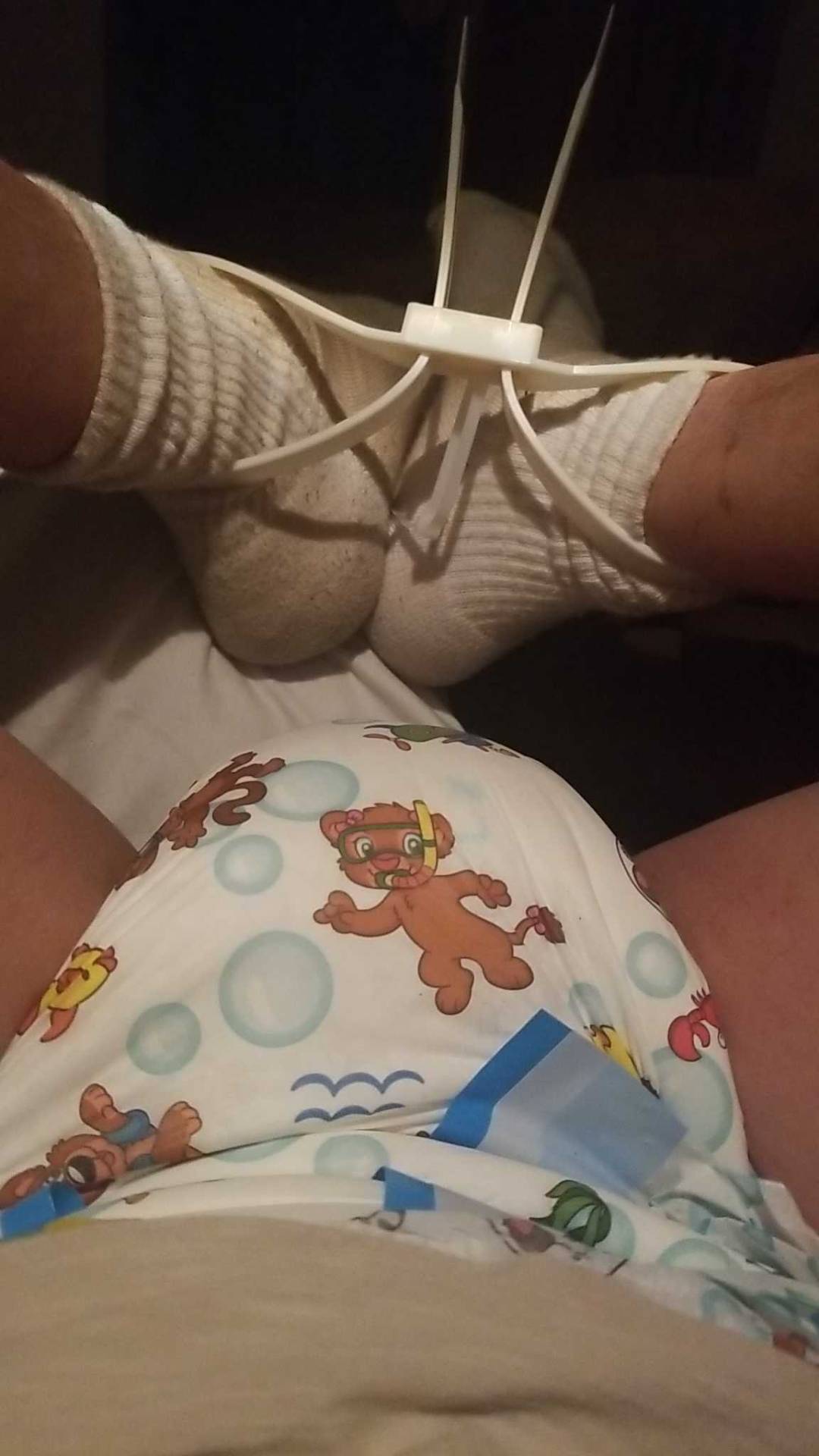 Diapers improper prisoner treatment