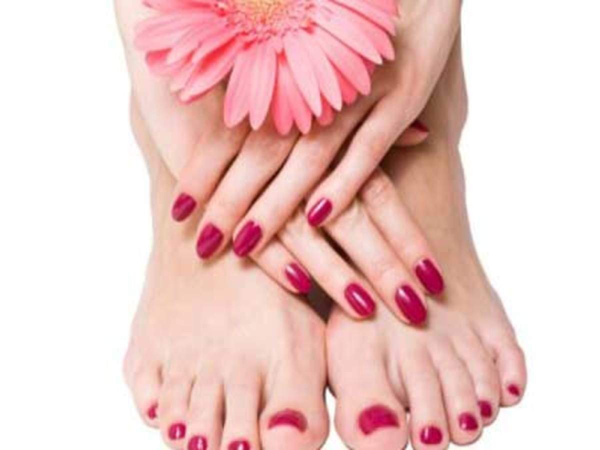 best of Feet green nail with polish indian