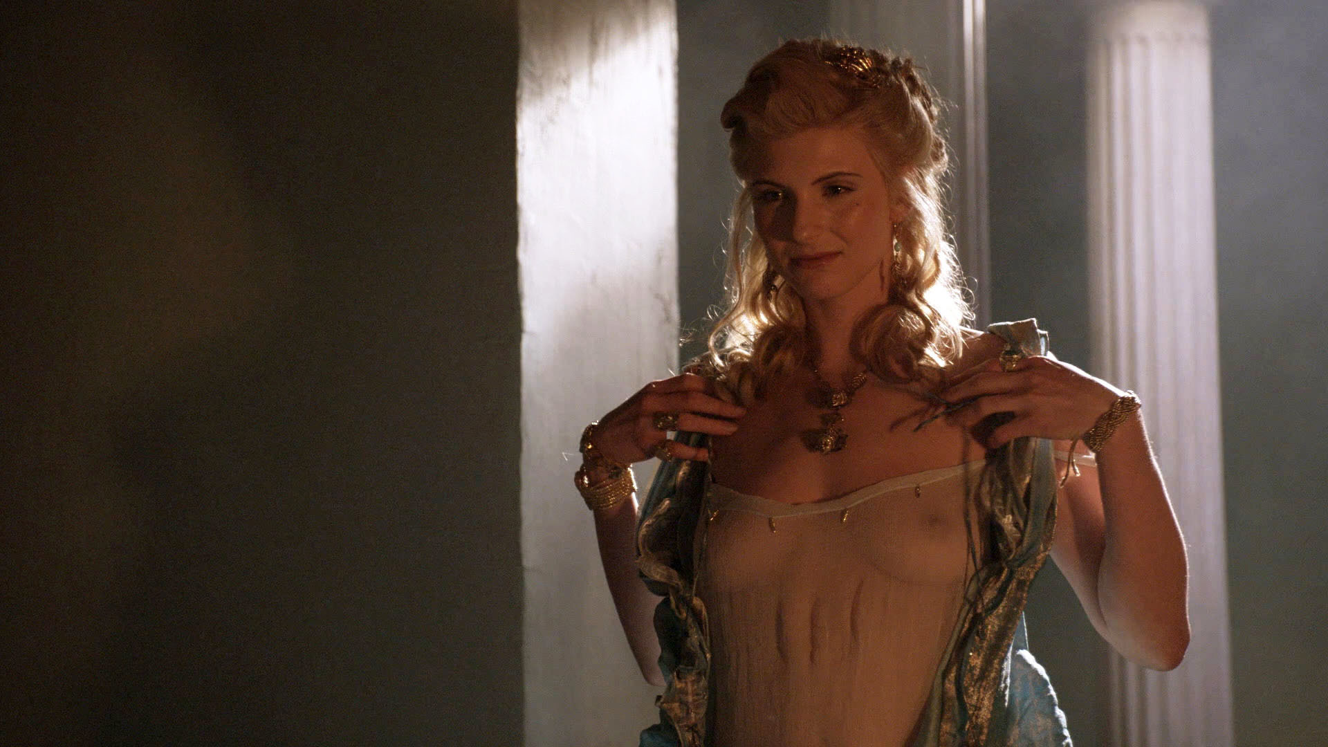 Lucy lawless spartacus sand s1e09 whore